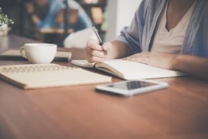 Read more about the article Akademik Yabancı Dil Sınavlarında Nasıl Başarılı Olunur?